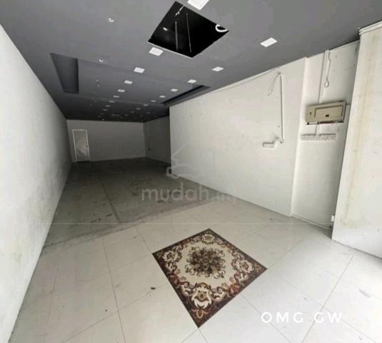 Facing Main Road Ken Rimba Shah Alam Ground Floor Shop Lot 20x70 Rent 1