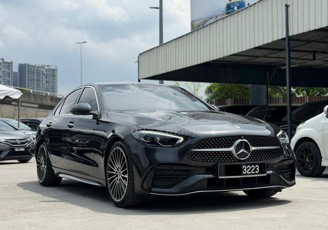 W206 39K 2022 Mercedes Benz C300 2.0 AMG LINE  (A) - 1