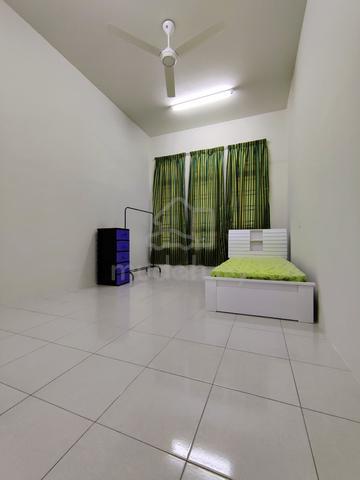 Bilik Sewa Sungai Karang Darat, Balok 1