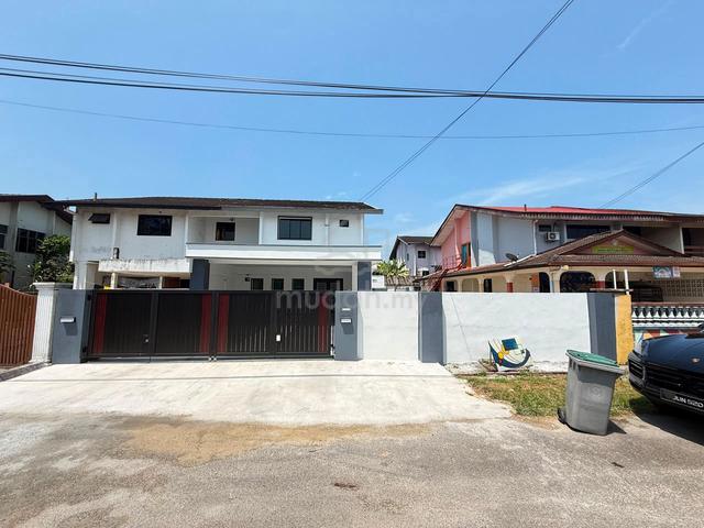 Taman Air Biru @ Pasir Gudang Double Storey (Renovated) Semi Detached 1
