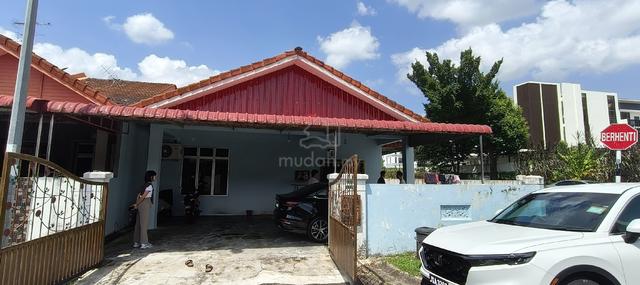 Below bank value over 30k /1-storey house 1
