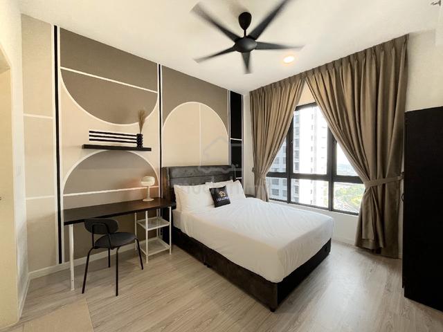 Master Room | Meta Residence | MRT Putra Permai 1