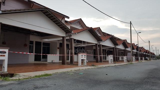 [BEST BUY] Kondo Villa Putera, Lorong Indera Putera, Gated & Guarded 1