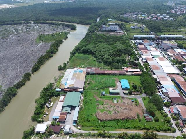 Demak Laut industrial land with warehouse and office building for Sale 1