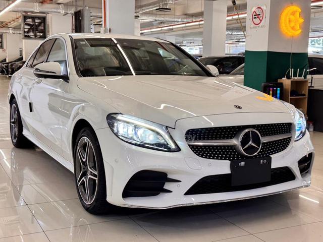 2021 Mercedes Benz C200 1.5 AMG LAUREUS EDITIO (A) - 1