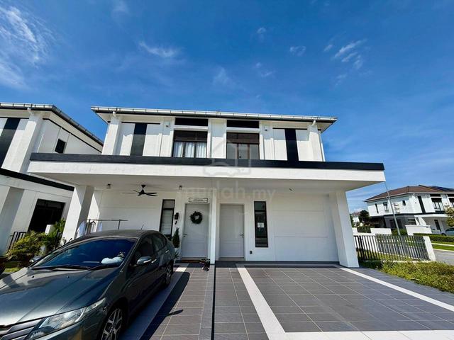 ENDLOT Eco Grandeur Puncak Alam Double Storey Garden Home 1