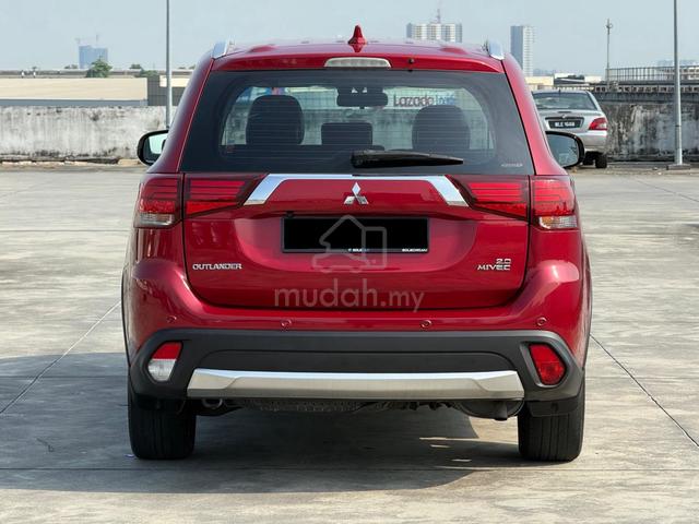 2019 Mitsubishi OUTLANDER 2.0 2.0 4WD (A) CAR KING - 4