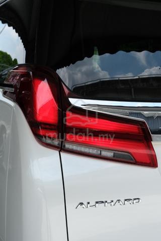 Toyota ALPHARD 2.5 SC FULL SPEC FULON GRADE 5A - 5