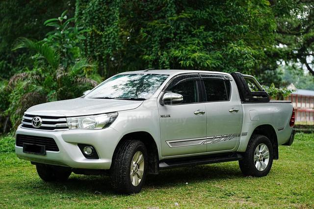2017 Toyota HILUX 2.4 G STD VNT (A) - 2