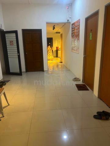 Johor Jaya Jln Dedap 7 Double Storey Shop 1st Floor Ready Room 1