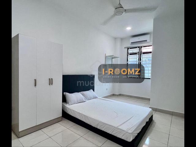 Middle Room Double Storey Bandar Puteri Klang Low Deposit Bilik Sewa 1