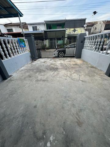 Skudai Taman Selesa Jaya Jalan Silat Gayong L.Cost Double Storey House 2