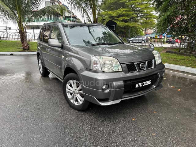 2010 Nissan X-TRAIL 2.5 LUXURY /TIP TOP CONDITION - 1