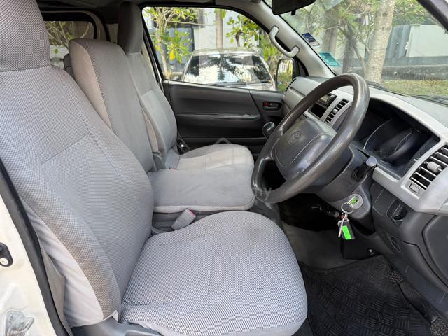 2009 Toyota HIACE WINDOW VAN 2.5 (M) - 5