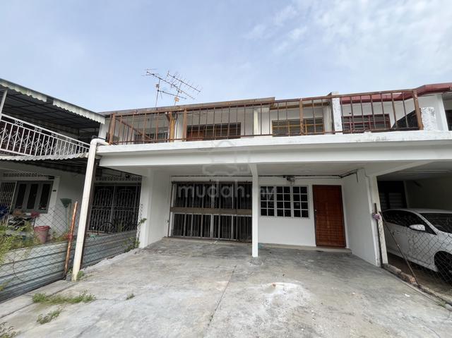 Dapur Besar Bilik 4 Dekat Banting Town 1