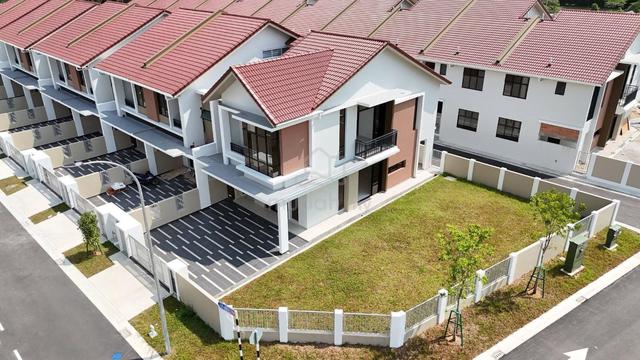 [SEPANG NEAR KLIA] Bulanan RM1400 Rumah Teres 2 Tingkat Mampu Milik 1