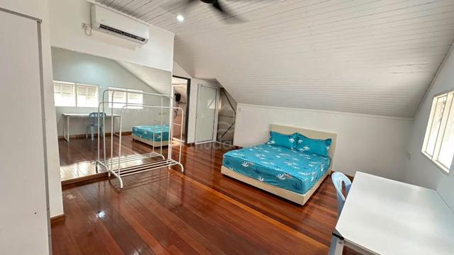 Bungalow Master Room near Lam Wah Ee Hospital Jelutong For Rent 1