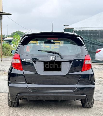 TRUE 2014 Honda JAZZ 1.5 E MY2014 (A) LIMITED UNIT - 4