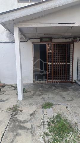 Rumah 2 Tingkat Freehold Sungai Besar 1