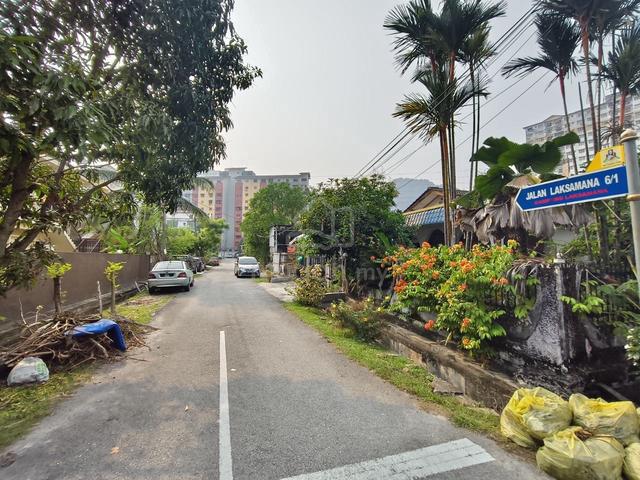 FOR SALE : Banglo Lot , Kampong Laksamana , Batu Caves , Selangor 1