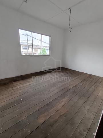 Ulu Tiram Taman Nora Double Storey low cost house for Sale/Full loan 1