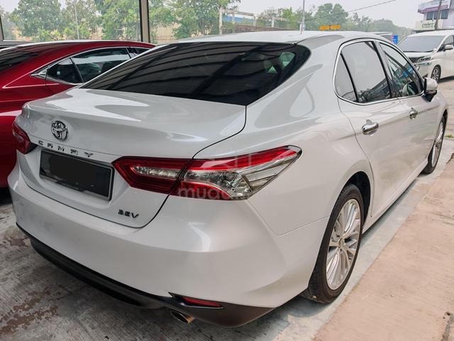 2019 Toyota CAMRY 2.5 V -Not Any Hidden Fee - 3