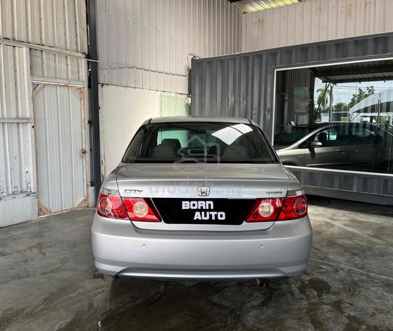 Honda CITY i-DSI One Lady Owner - 4