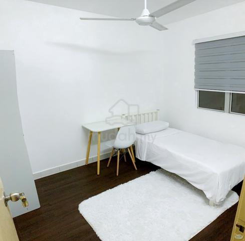 Single Non Sharing Room at Block E Flora Damansara, Damansara Perdana 1
