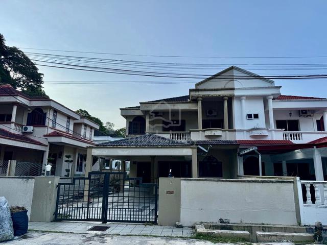 Semi D Pelindung 1