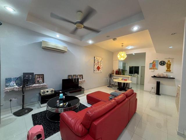 3-Storey Terrace at Taman Nyaman Indah for Sales 1