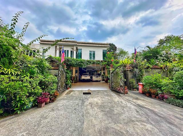 Double Storey Semi-D House SS 4, Kelana Jaya CORNER LOT, FREEHOLD 1