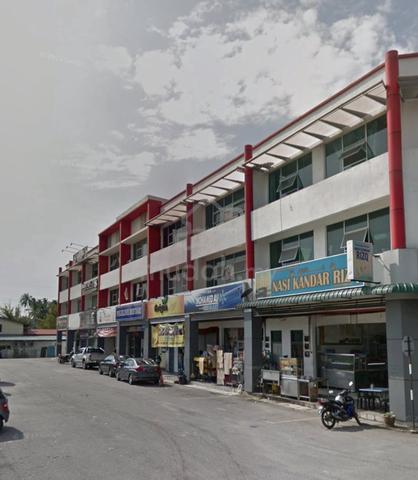3 Storey shoplot - Facing main road - Bukit Tambun for Sale 1