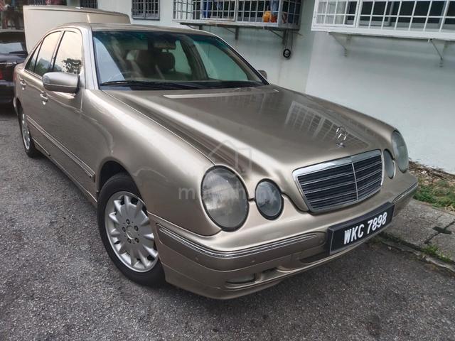 2002 Mercedes Benz E-CLASS 2.0 200 K (CKD) W210 - 1