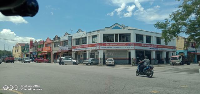 TAMAN YAYASAN 双层店铺出售 2 Storey Shop For Sales 1
