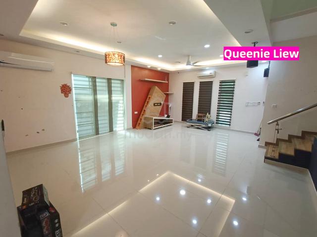 Nice Renovated Semi Detached House Taman Mahkota Bundusan Penampang 1