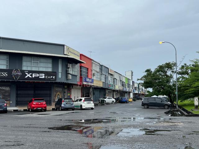 CORNER 2 Storey Shoplot Mergong Near Aurelius Hospital Lotus For Sale 1