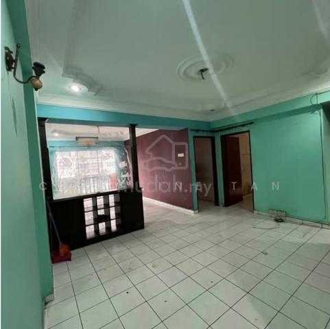 Sri Raya Apartments 1