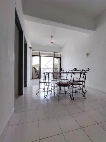 Ferringhi Mutiara Apartment 1