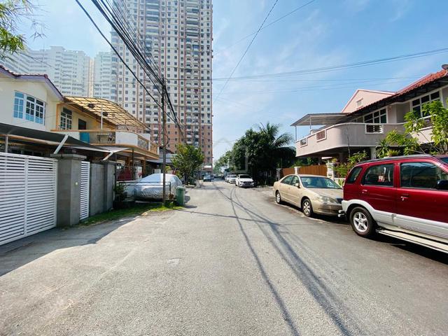 Double Storey Semi-Detached House – Jelutong, PENANG 1