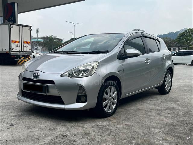 2012 Toyota PRIUS C 1.5 (HYBRID) NHP10R (A) - 3