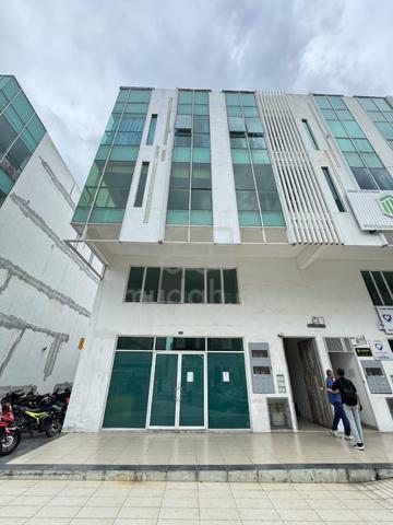 3 Storey Shop Office for Sale 1