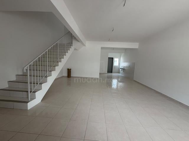 Murah🩷2 Storey House M senyumia,Salak Tinggi, Sepang,Klia 1