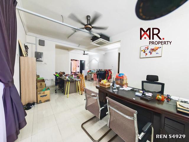 GOOD CONDITION Double Storey Semi-D Bandar Laguna Merbok FOR SALE 1