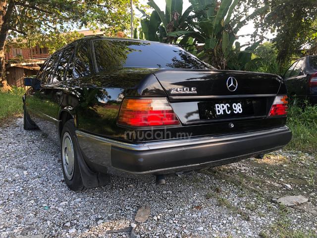 1995 Mercedes Benz 260E 2.6 (A) - 2