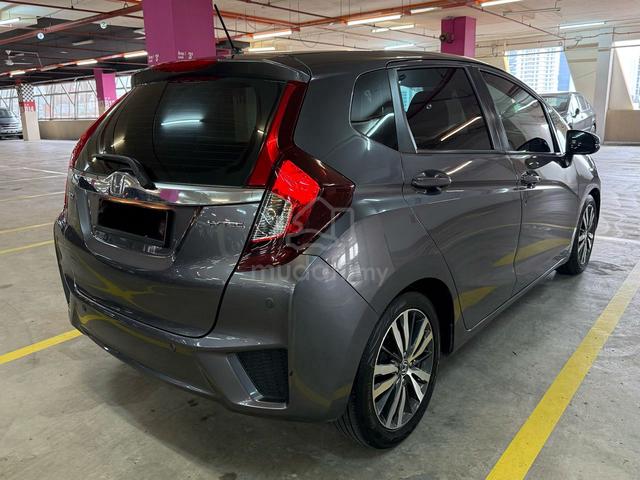 Honda JAZZ 1.5 V 2014 (A)FULL SVS RECORD FULL LOAN - 4