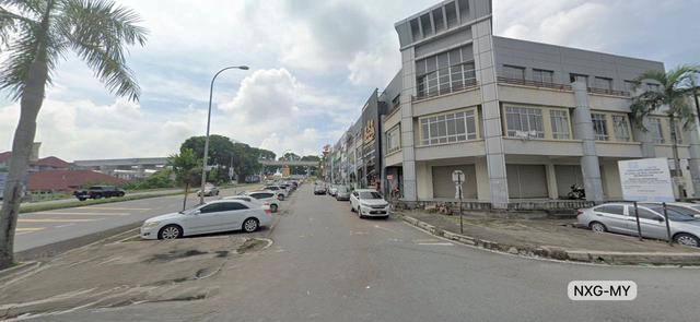Corner 3 Sty Shop Lot Face BIG Mainroad🤩Bayu Bukit Tinggi Klang -Rent 1