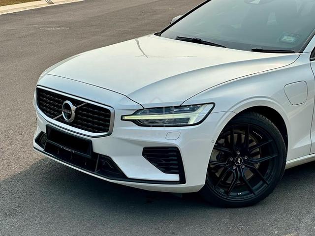 -2020 Volvo S60 2.0 T8 R-DESIGN (A) Sunroof F/Loan - 2