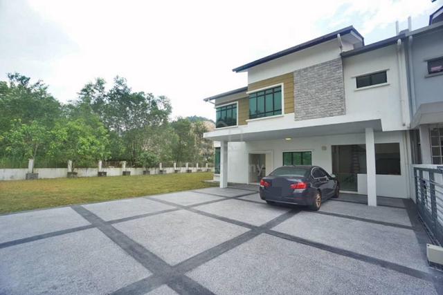 2 storey semi d bandar nusa rhu shah alam huge land near dash hiway 1