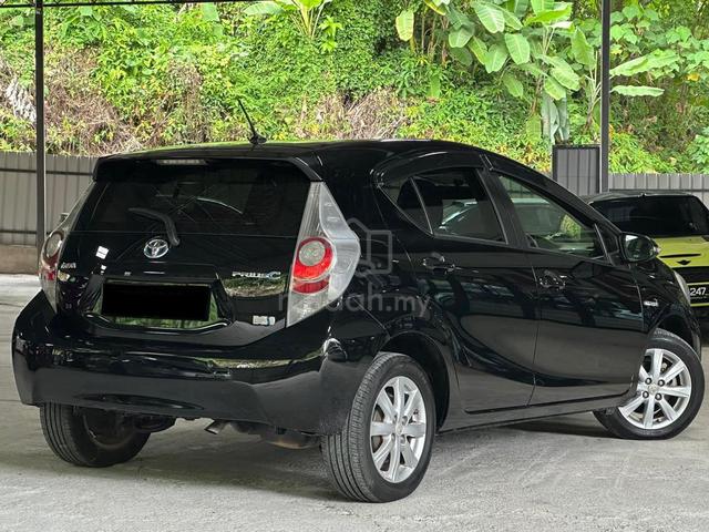 Toyota PRIUS C 1.5 HYBRID (A) LOAN / CASH !!! - 3