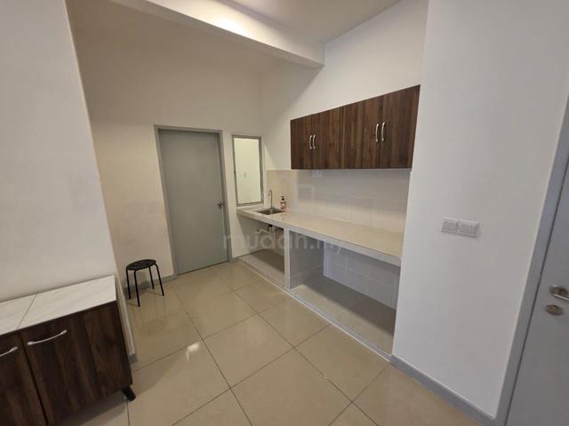 Savanna Executive Suite @ Southville City 1